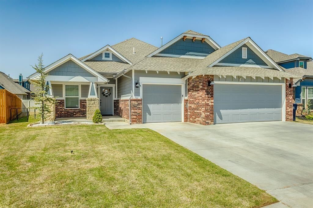 Property Photo:  11805 Loren Brook Lane  OK 73099 