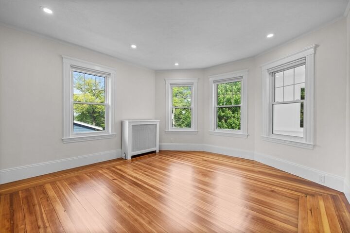 Property Photo:  37 Fountain Road 2  MA 02476 