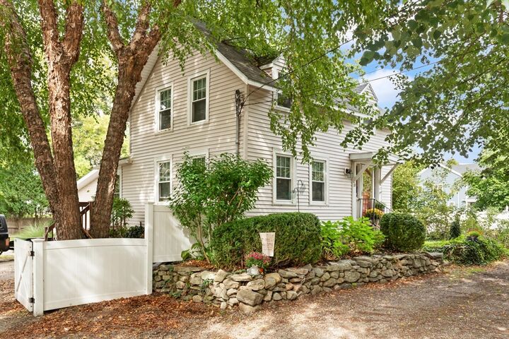 Property Photo:  62 E Plain St  MA 01778 