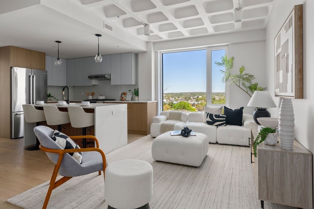 Property Photo: 125 Lowell Street 201 MA 02143