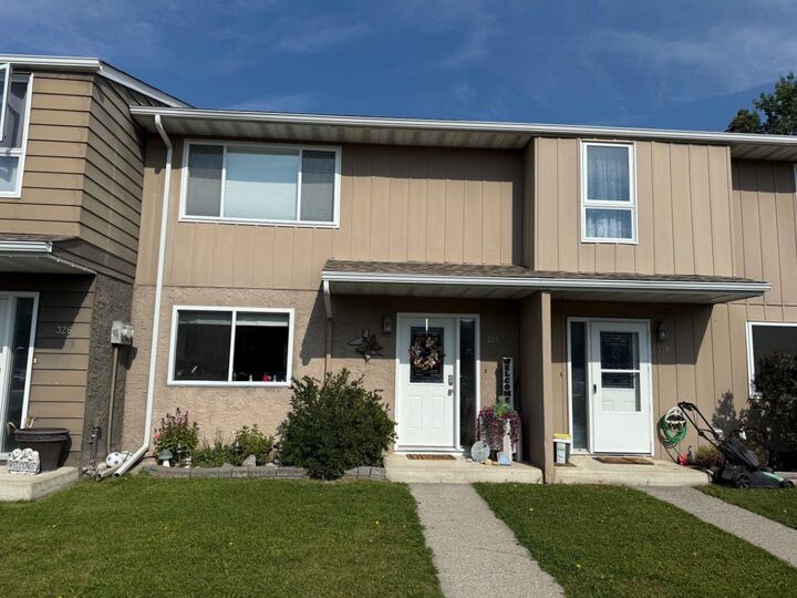 457 Collinge Road 324  Hinton AB T7V 1K8 photo