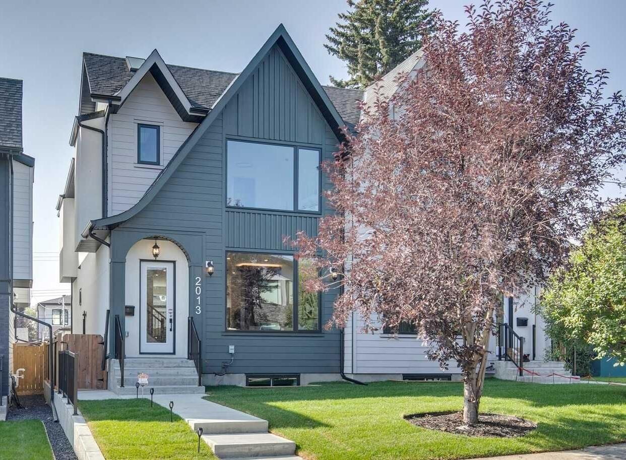 Property Photo:  2013 23 Avenue NW  AB T2M 1W2 