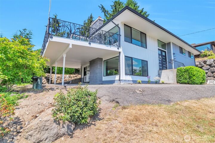 Property Photo: 21027 7th Place S WA 98198