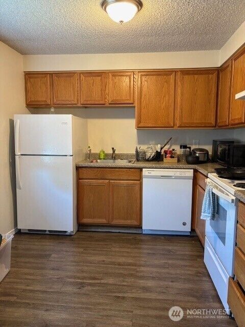 Property Photo: 325 N 21st Street WA 98273
