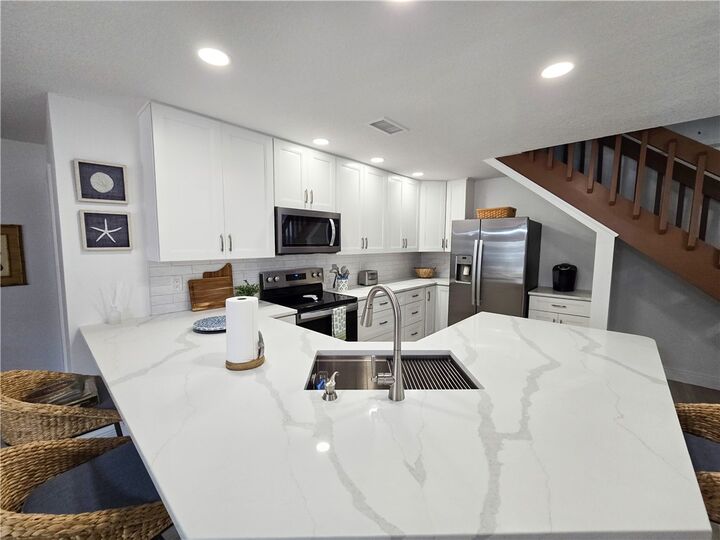 Property Photo:  4949 N Highway A1a 204  FL 34949 
