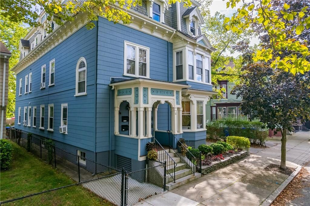 Property Photo:  32 Oak Street 2  RI 02909 