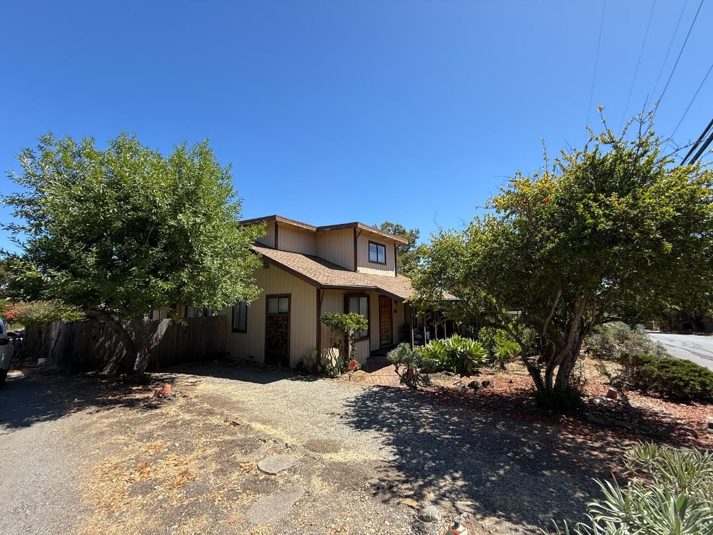 Property Photo:  505 Summit Drive  CA 94062 