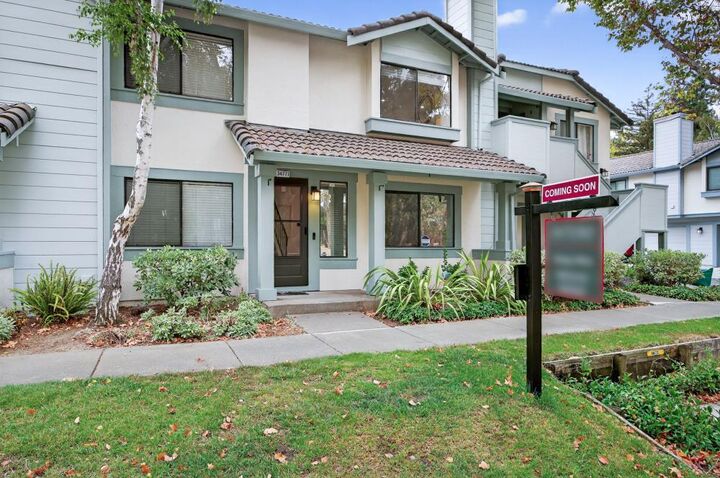 Property Photo:  34771 Tuxedo Common  CA 94555 