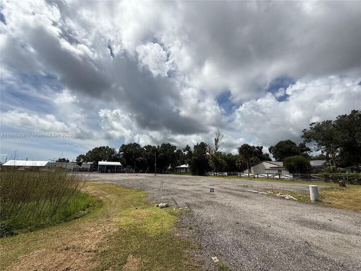 Property Photo:  US Hwy 98 N  FL 34972 