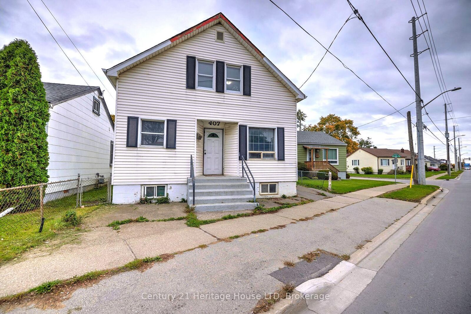 Property Photo:  407 Welland Avenue  ON L2M 5T9 