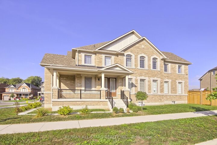 Property Photo: 18 Pennine Drive ON L1P 0C3