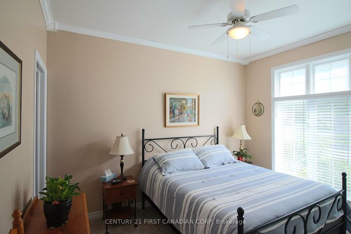 Property Photo: 1741 Estevan Road ON N5X 2G8