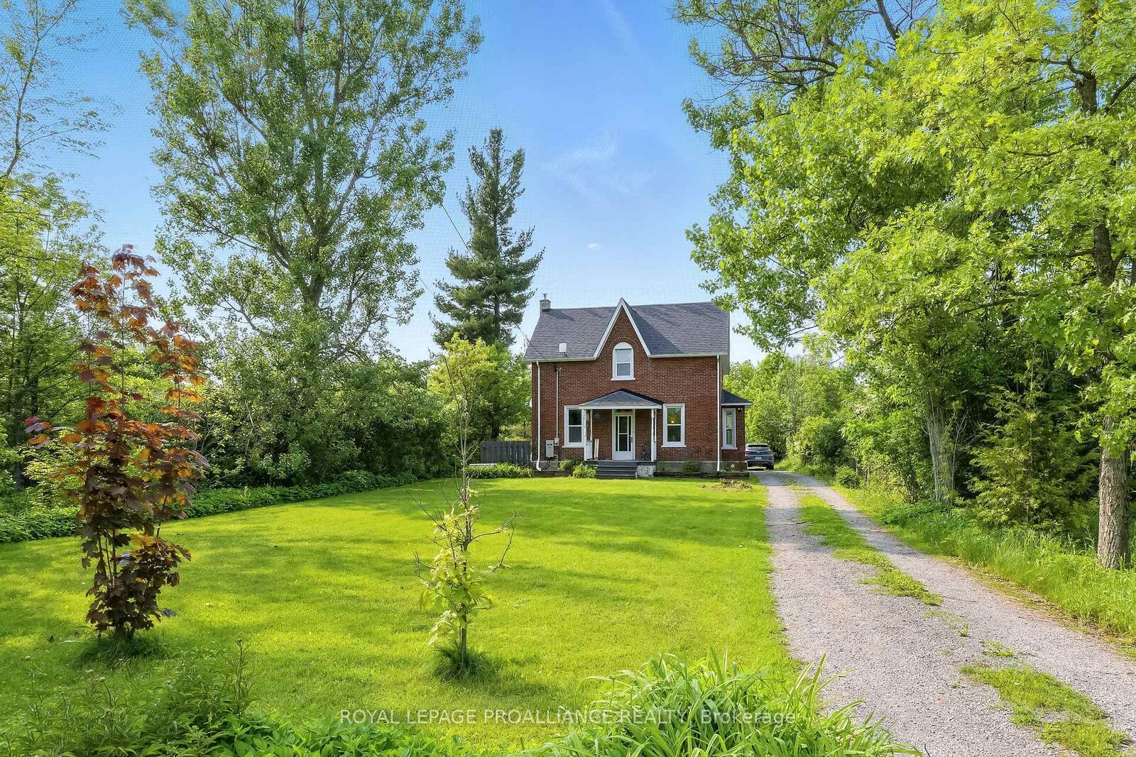 Property Photo:  34 Station Road  ON K0K 2M0 
