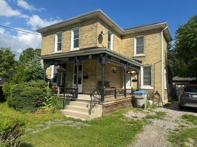 Property Photo:  126 Metcalfe Street A&Ampb  ON N7G 1M8 
