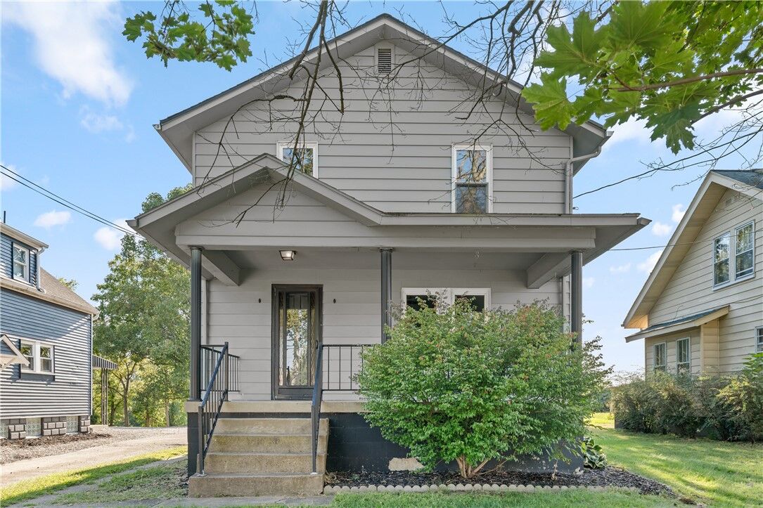 Property Photo: 459 S 88th Rd PA 15320