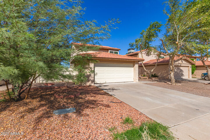 Property Photo:  2702 W Brooks Street  AZ 85224 