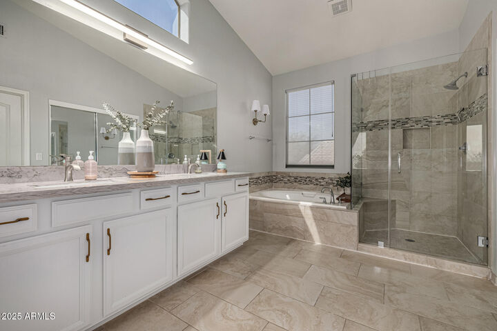 Property Photo:  18776 N 90th Place  AZ 85255 