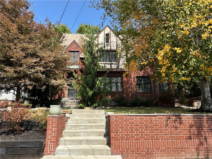Property Photo:  112 Pleasant Street  PA 16701 