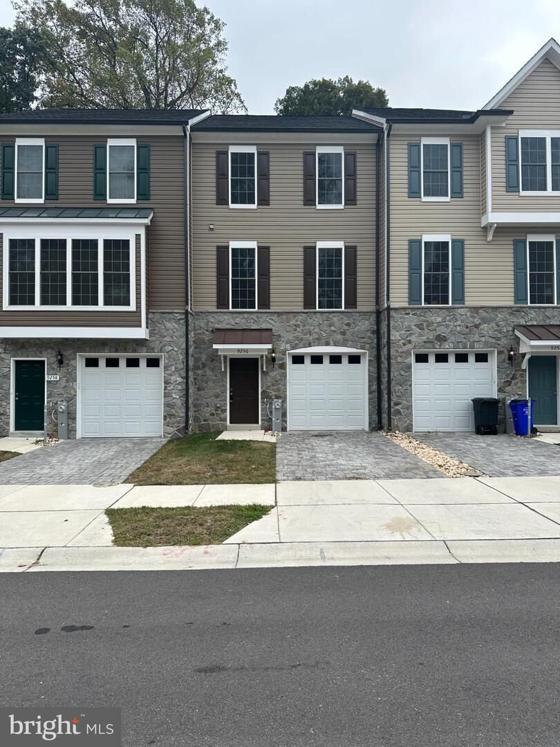 Property Photo:  9256 Laurens Way  MD 20723 