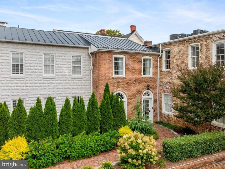 Property Photo: 411 N Loudoun Street 203 VA 22601