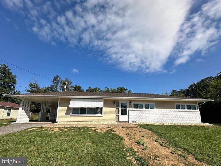 Property Photo:  1613 Capitol Trail  DE 19711 
