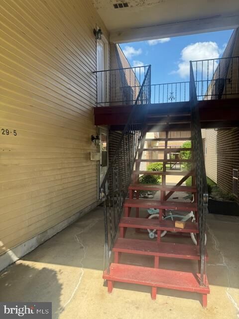 Property Photo:  29 Florence Tollgate Place -5  NJ 08016 