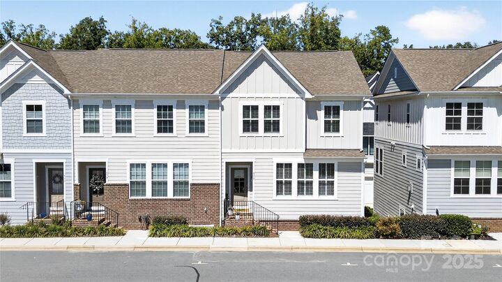 Property Photo:  530 Amalfi Drive  NC 28036 