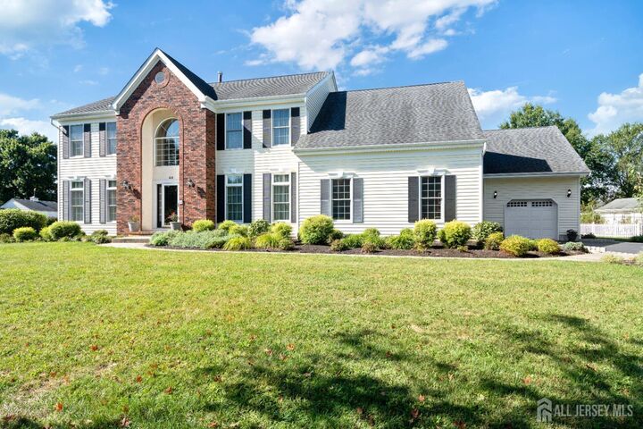 Property Photo:  44 Sapphire Drive  NJ 08550 