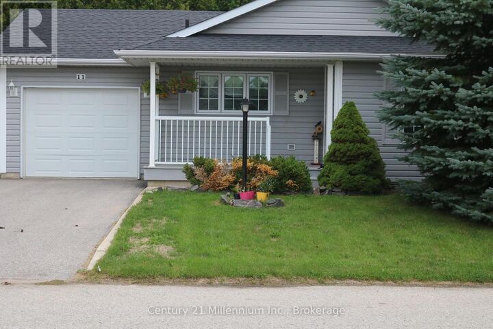 Photo de la propriété:  11 Virginia Avenue  ON L9Z 3A8 