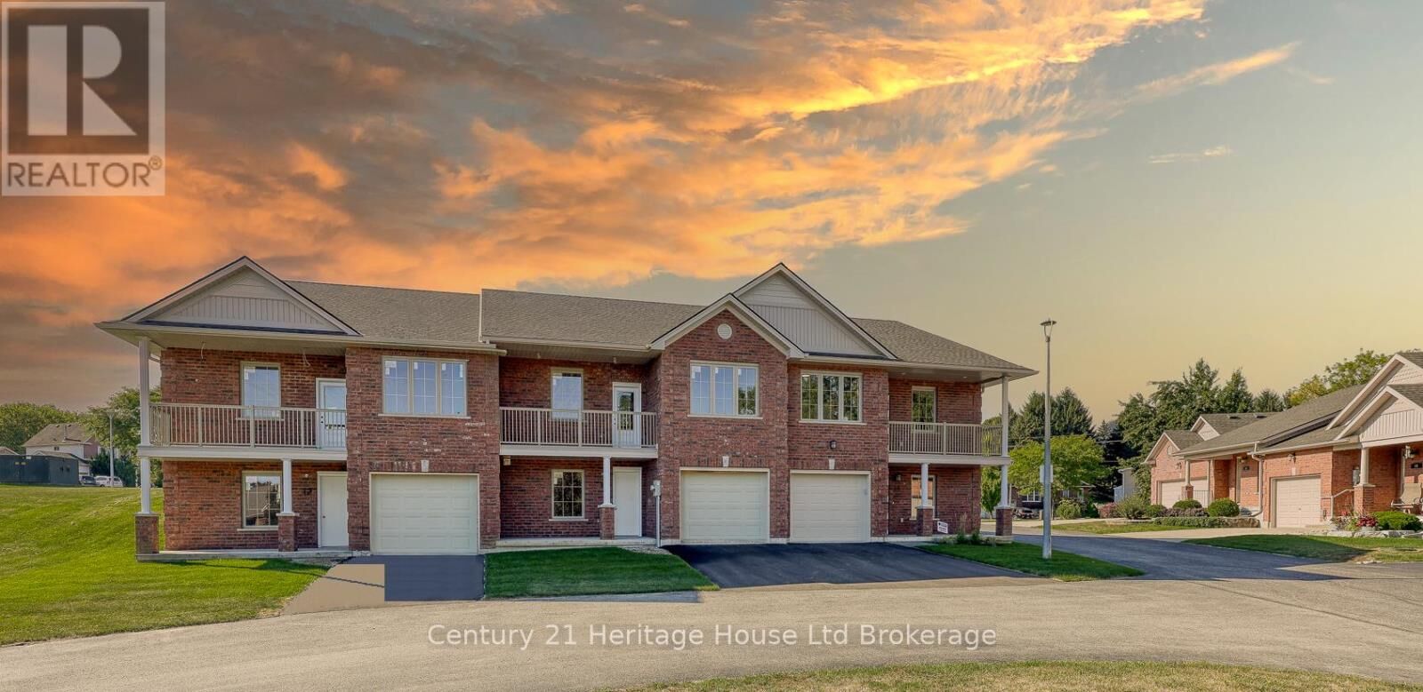 Property Photo:  19 Anderson Street 13  ON N4S 9A3 