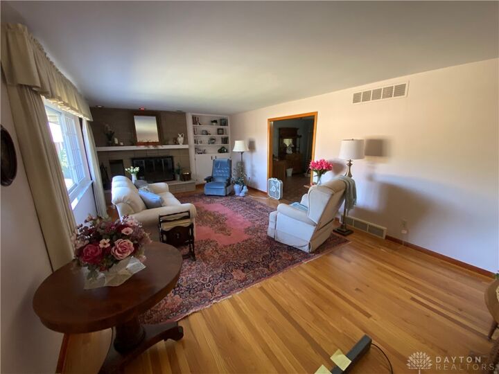 Property Photo:  2516 Balsam Drive  OH 45503 