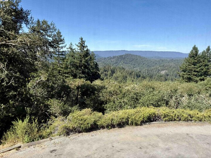 Property Photo:  23762 Hutchinson Rd  CA 95033 