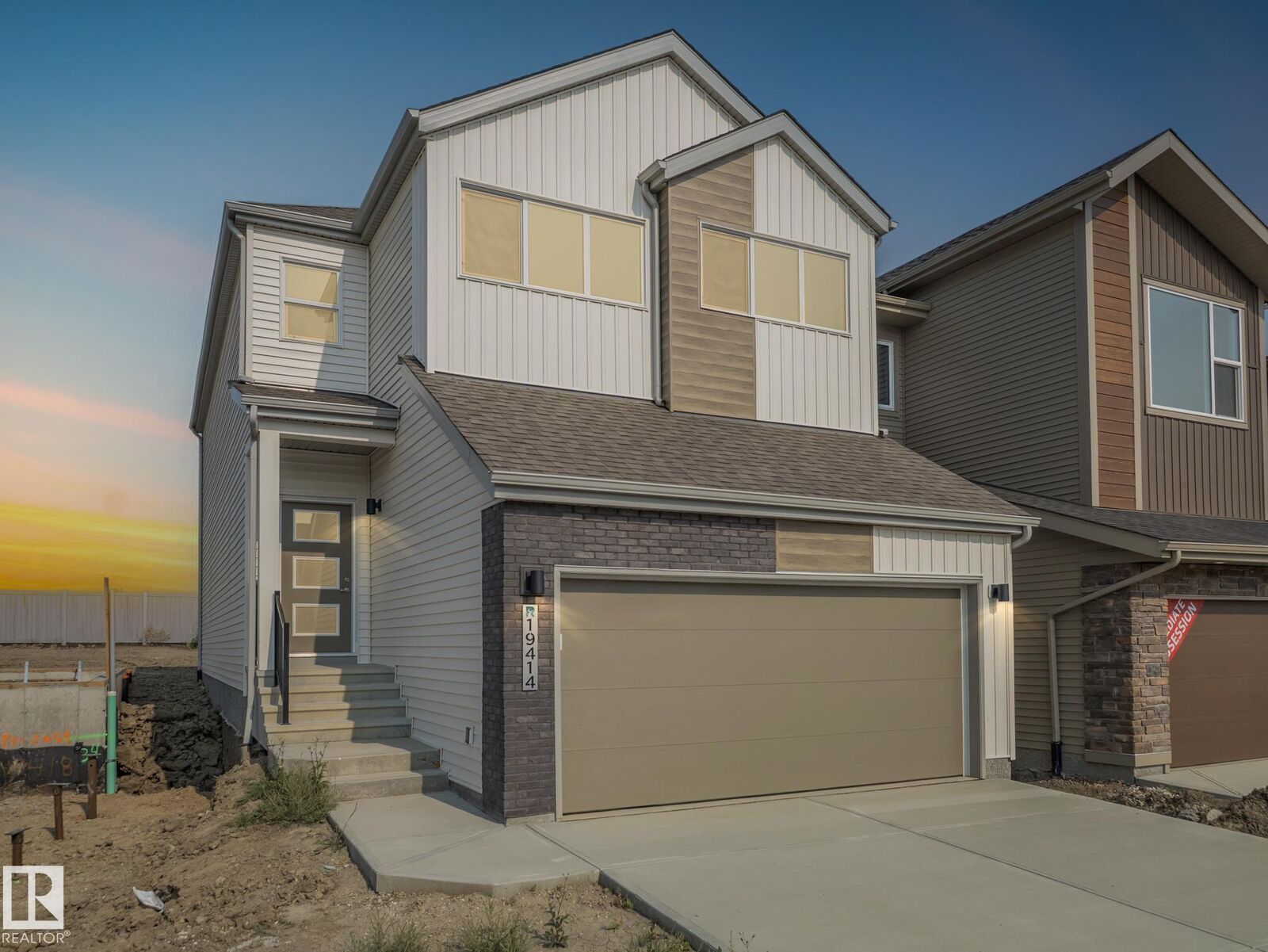 Property Photo:  19414 22A Avenue NW  AB T6M 3J2 