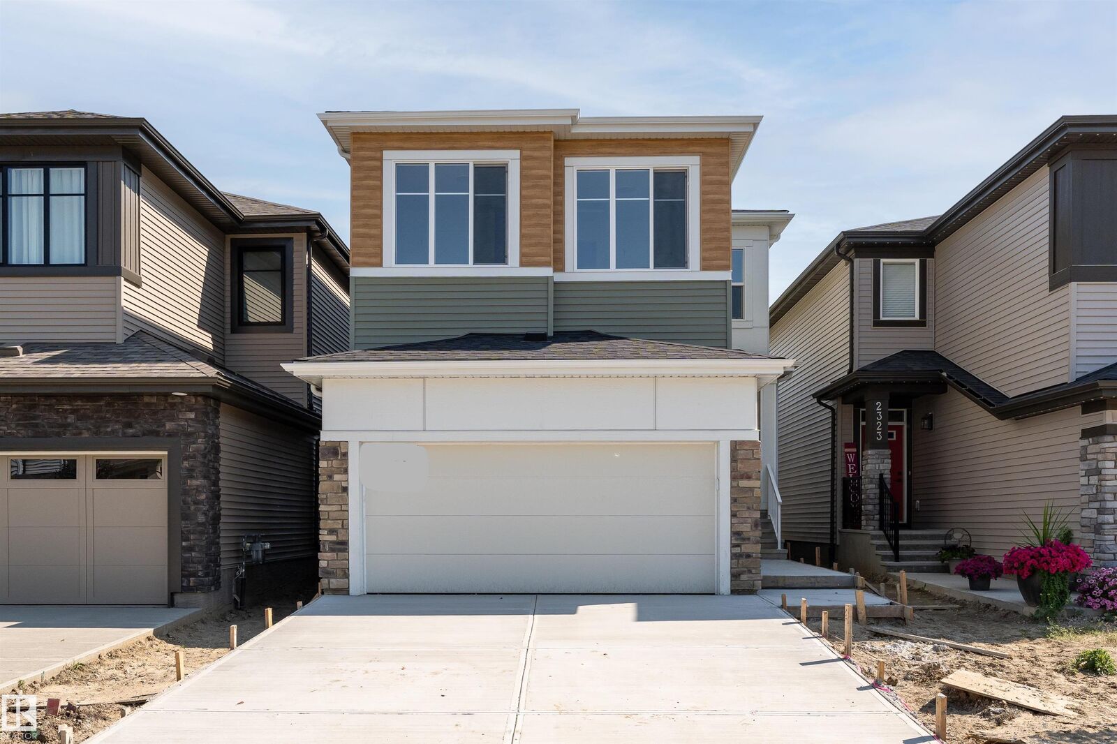 Property Photo:  2319 159 Street SW  AB T6W 5K5 