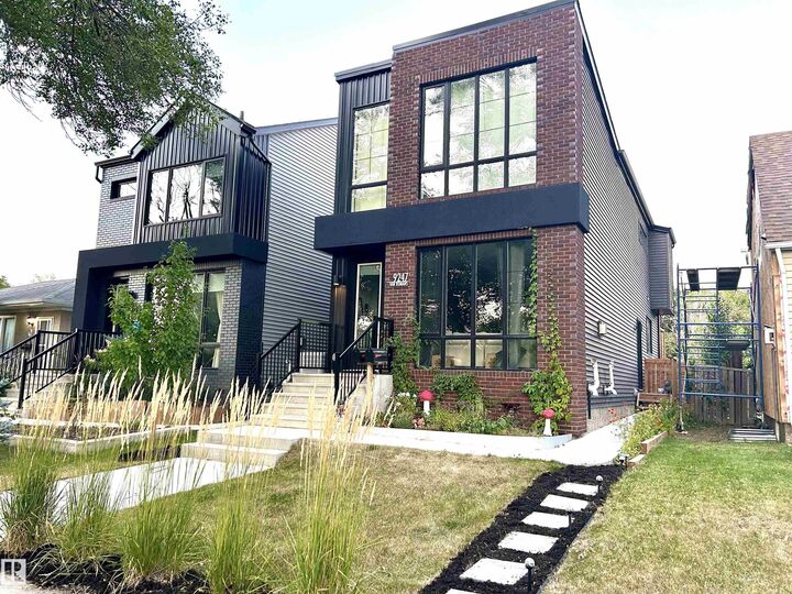 Property Photo:  9247 77 Street NW  AB T6C 2M2 