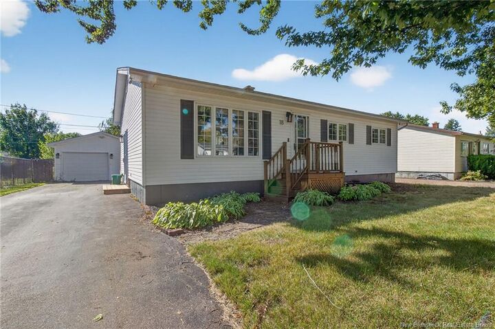 Property Photo:  18 Ashburn Avenue  NB E1B 3C7 