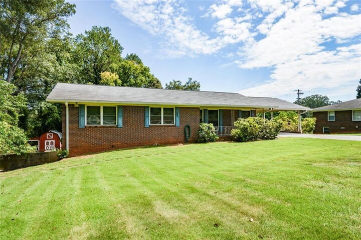 Property Photo:  3811 S Hurt Road SW  GA 30082 