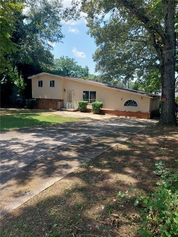 Property Photo:  5165 Norman Boulevard  GA 30349 