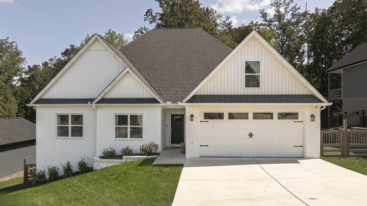 623 Sunset Valley Drive  Soddy Daisy TN 37379 photo