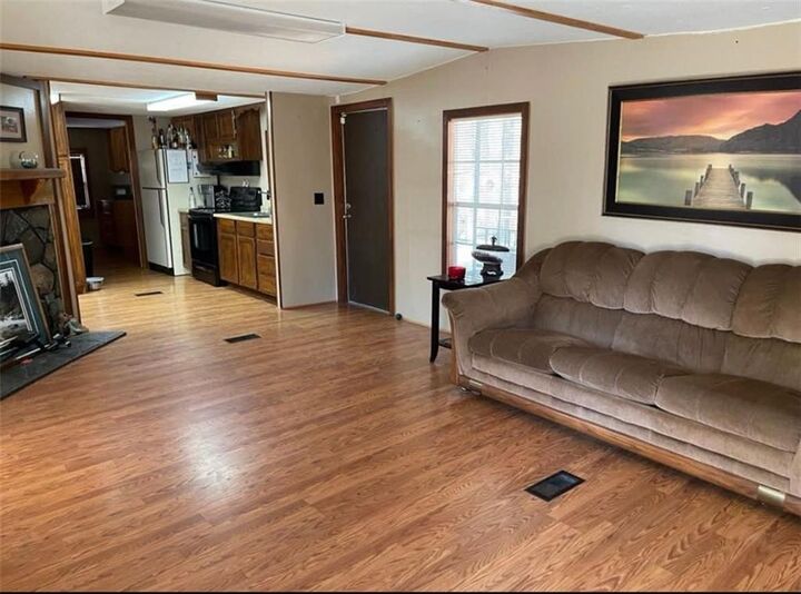 Property Photo:  70 & 84 Winward Lane  LA 71449 