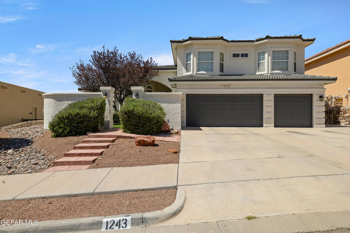 1243 Franklin Jay Lane  El Paso TX 79912 photo