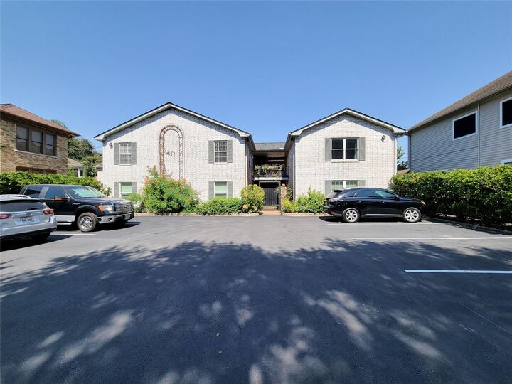 Property Photo:  411 Westmoreland Street 1  TX 77006 