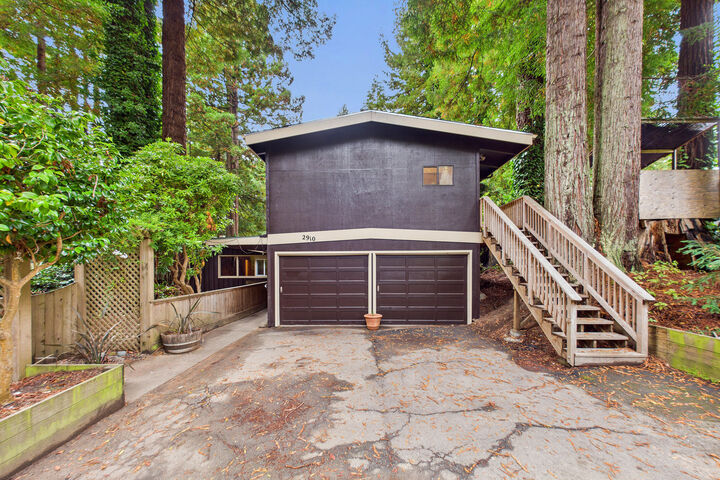 Property Photo: 2910 Greenbriar Lane CA 95521