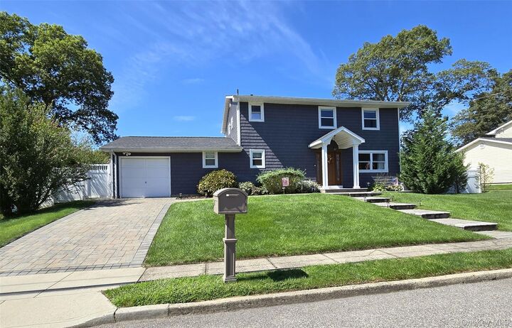 Property Photo:  71 Mary Avenue  NY 11779 
