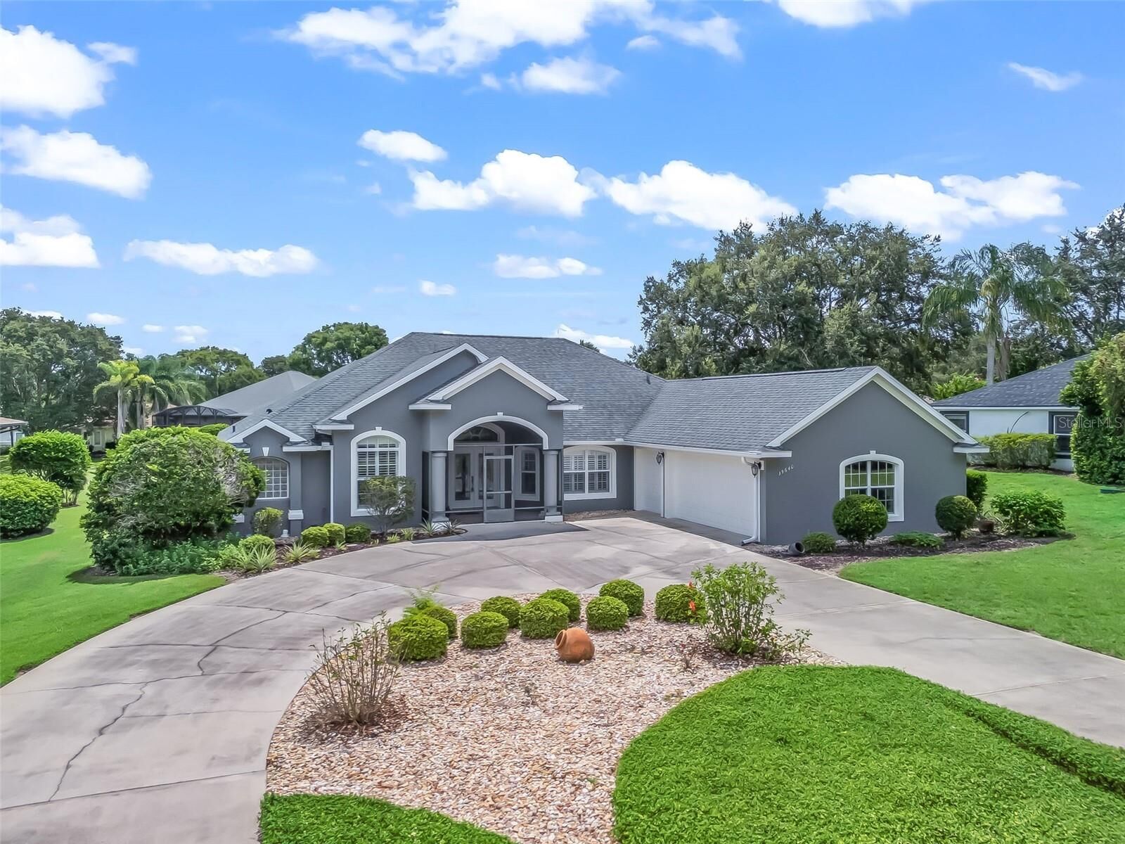Property Photo: 39640 Harbor Hills Boulevard FL 32159