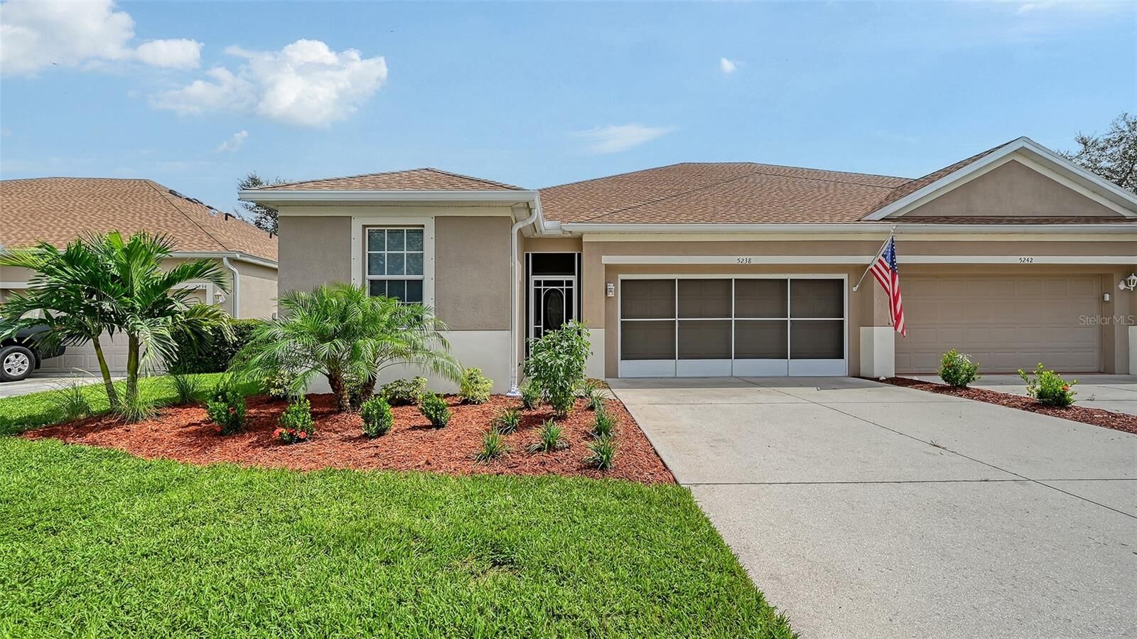 Property Photo: 5238 Athens Way FL 34293