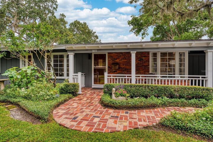 Property Photo: 1811 Maplewood Drive FL 32803