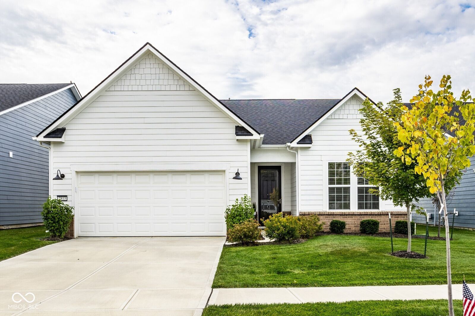Property Photo:  2813 Lord Murphy Drive  IN 46074 