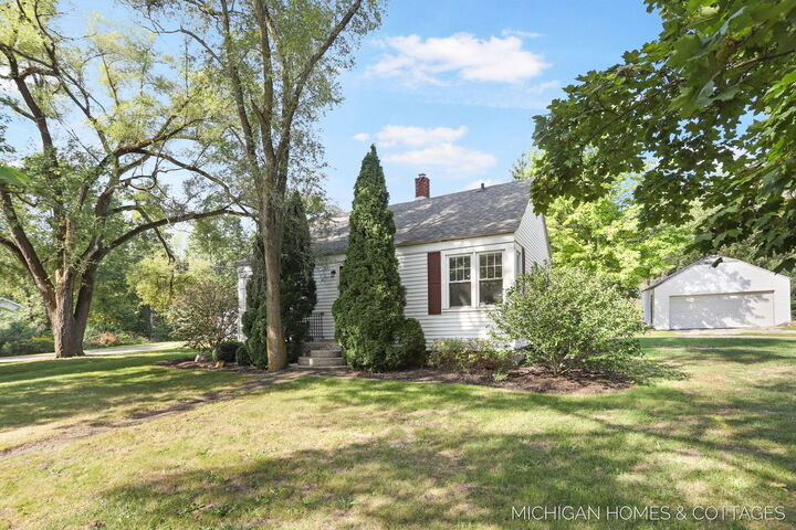 Property Photo:  9561 96th Avenue  MI 49464 