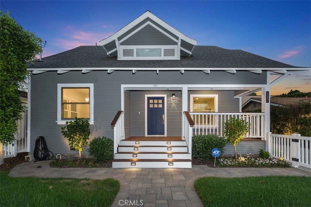 Property Photo:  127 S Lincoln Street  CA 92866 